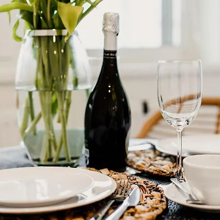 Sea Faktura アパート